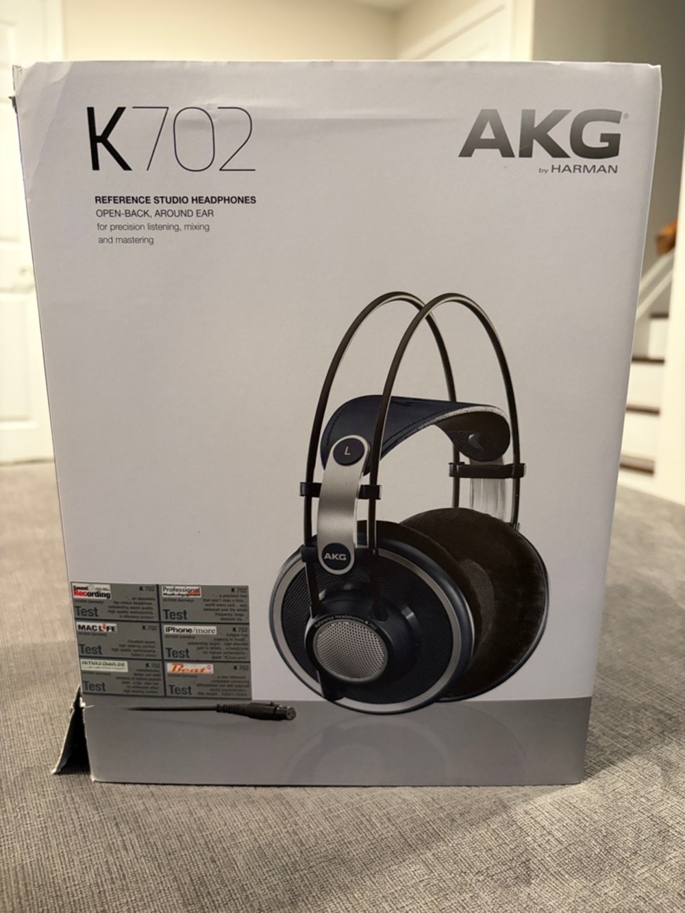 AKG K702 Reference Studio Headphones - BRAND NEW IN BOX! music electronics audio - Picture 3 of 8